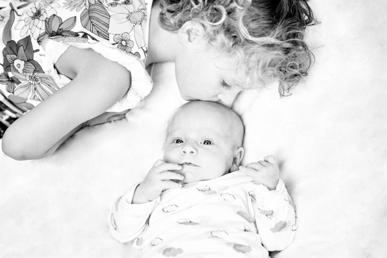 20200915-Newborn-Evi-110-BW